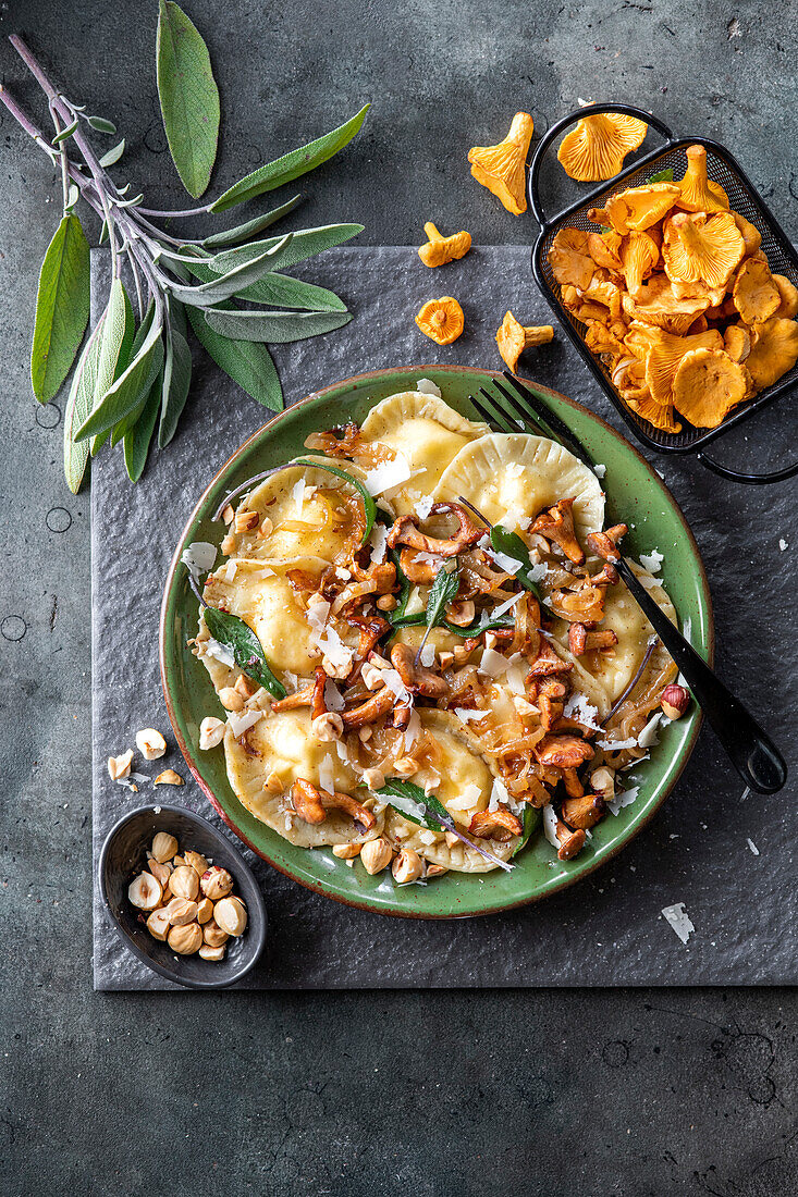 Ravioli with chanterelles