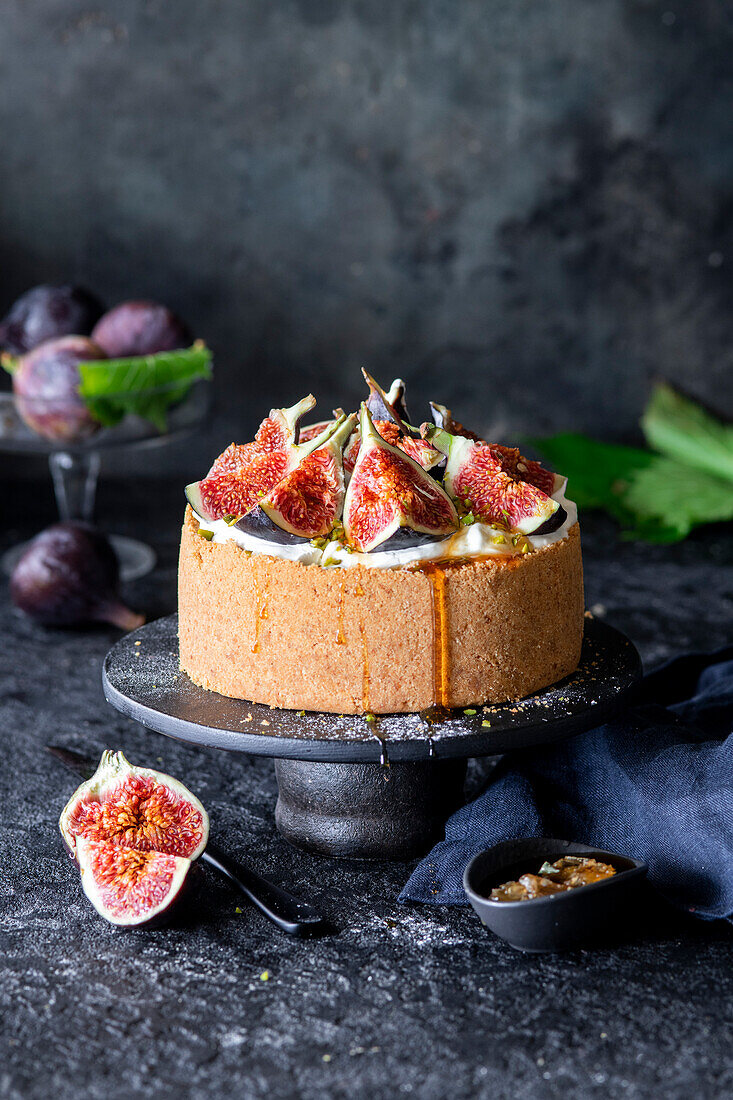Fig and honey cheesecake