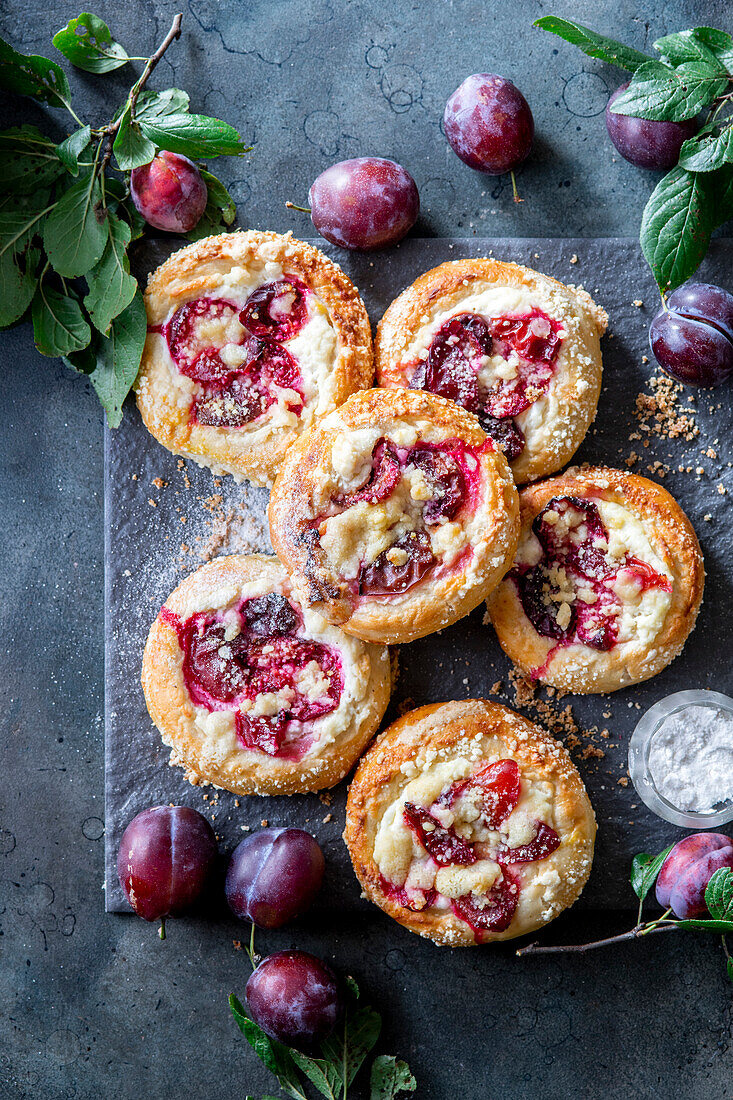 Plum tartlets with crumble topping
