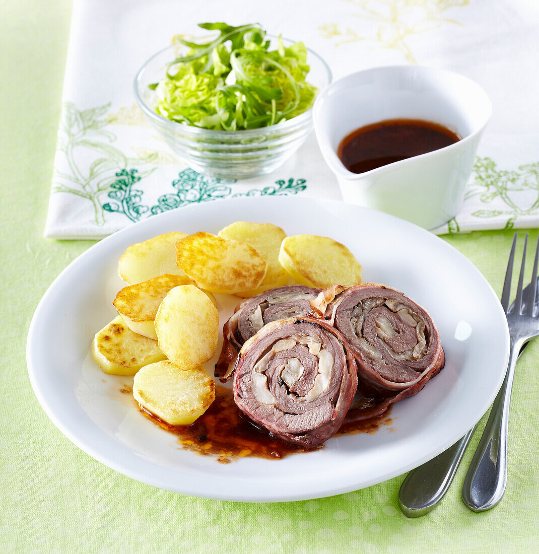 Beef roll with oyster mushrooms