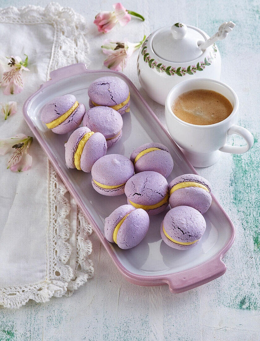 Lavendel-Macarons