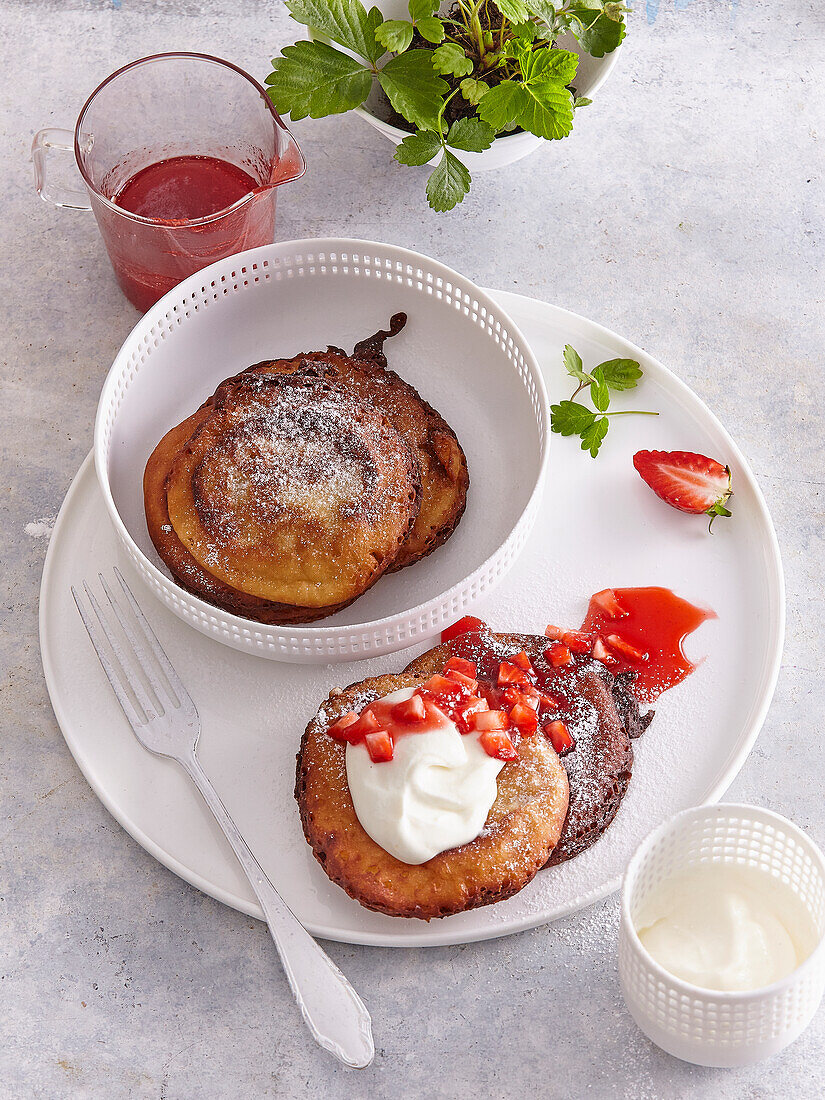 Ricotta pancakes with strawberry compote