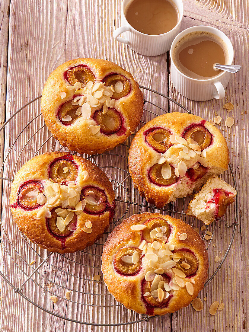 Plum cakes with kefir and almonds