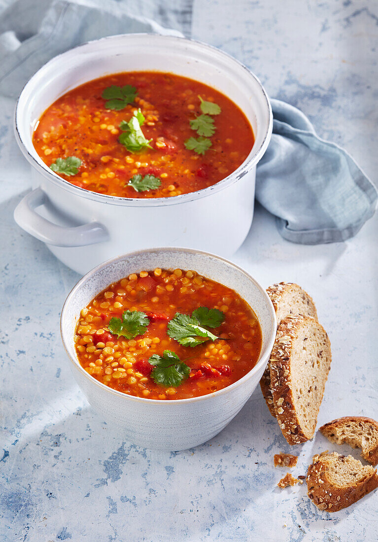 Rote Linsen-Tomaten-Suppe