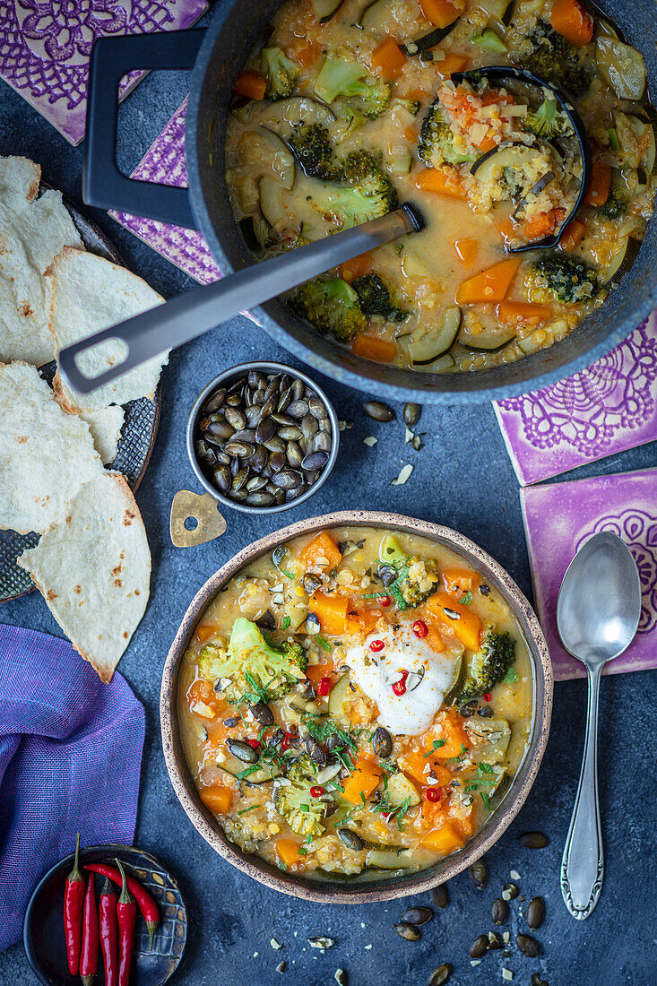 Vegetable curry with pumpkin, lentils and broccoli