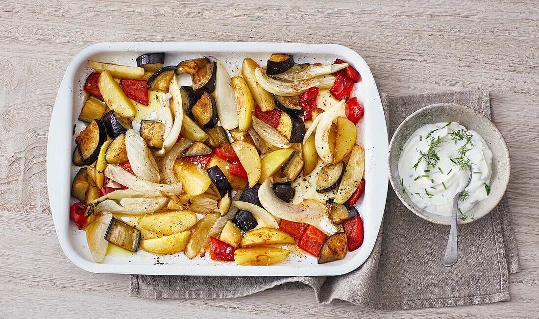 Sommerlicher Gemüsemix mit Potato Wedges