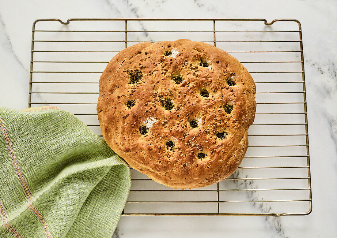 Flatbread with herbs and coriander seeds