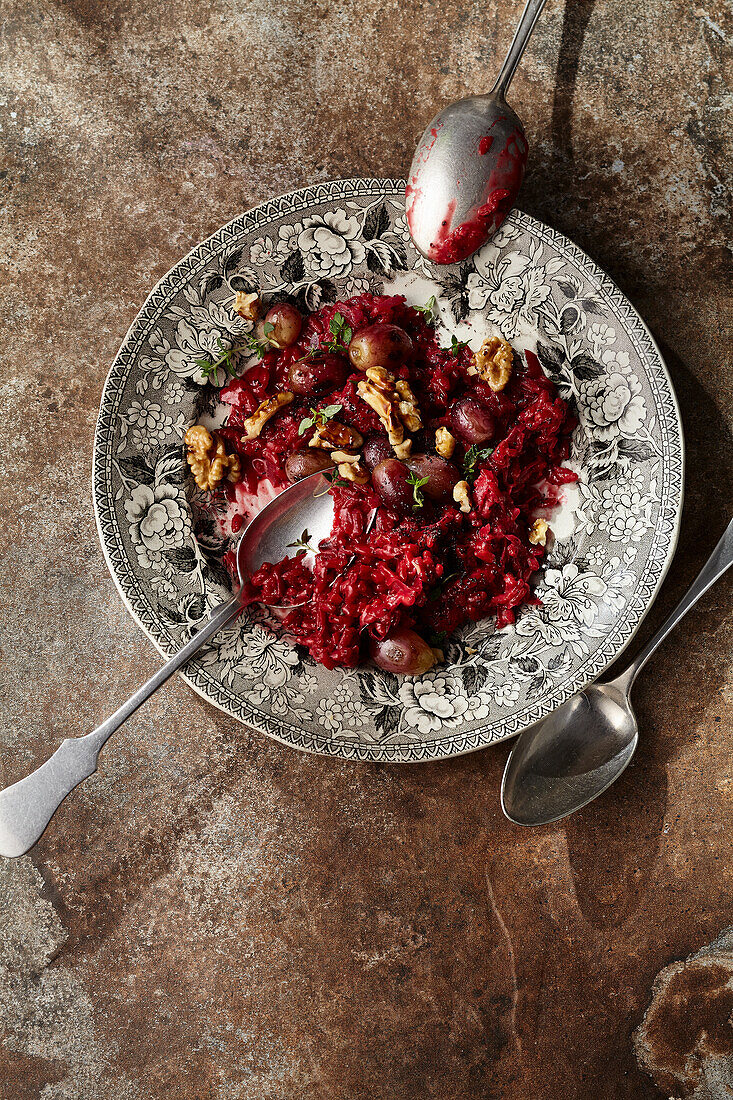 Beetroot risotto with poppy seeds and roasted grapes