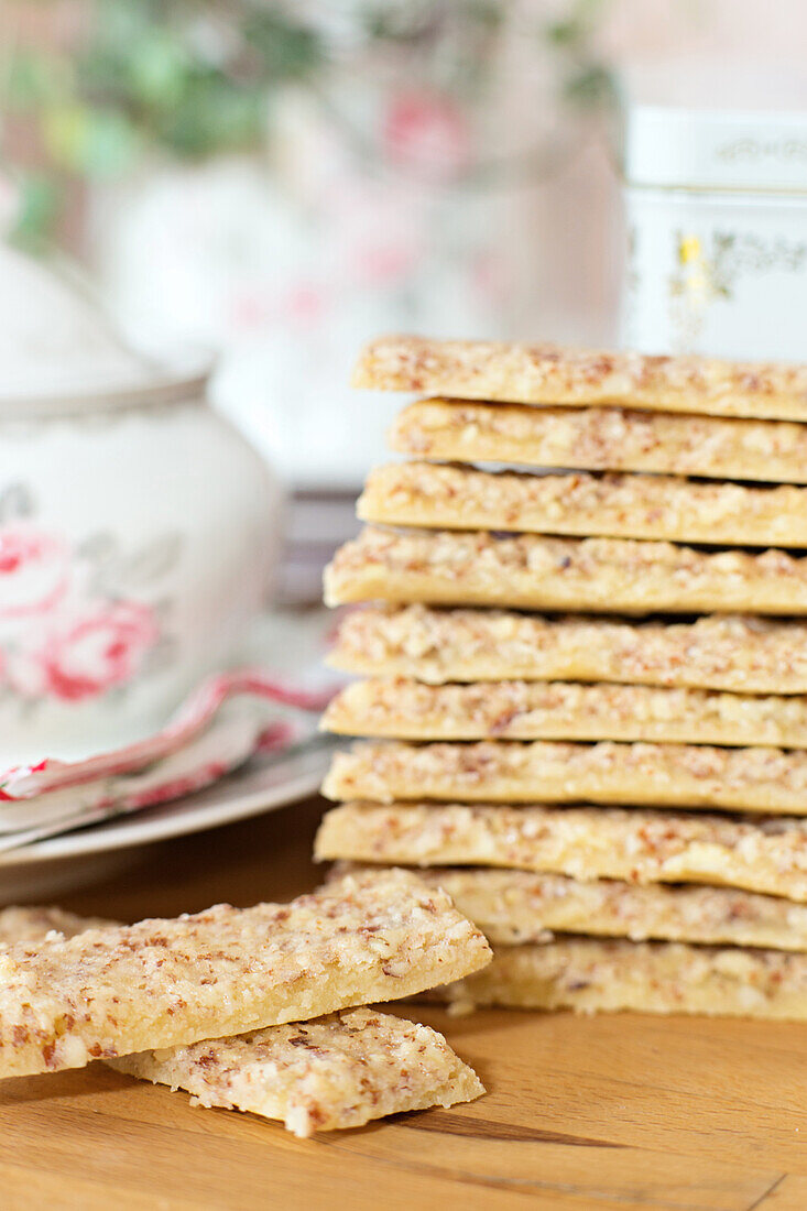 Crispy potato and almond slices