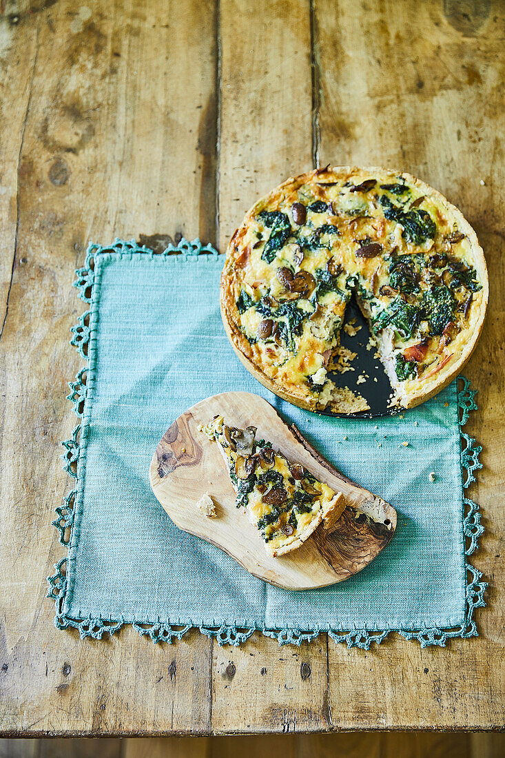 Mushroom quiche with spinach