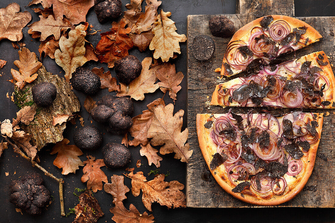 Onion tart with black truffle