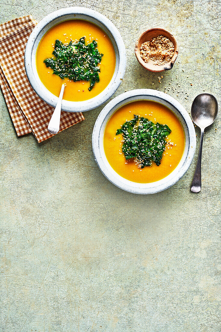 Miso-Butternusskürbissuppe