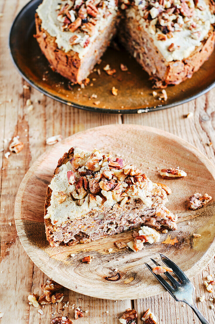 Vegan carrot cake with nuts