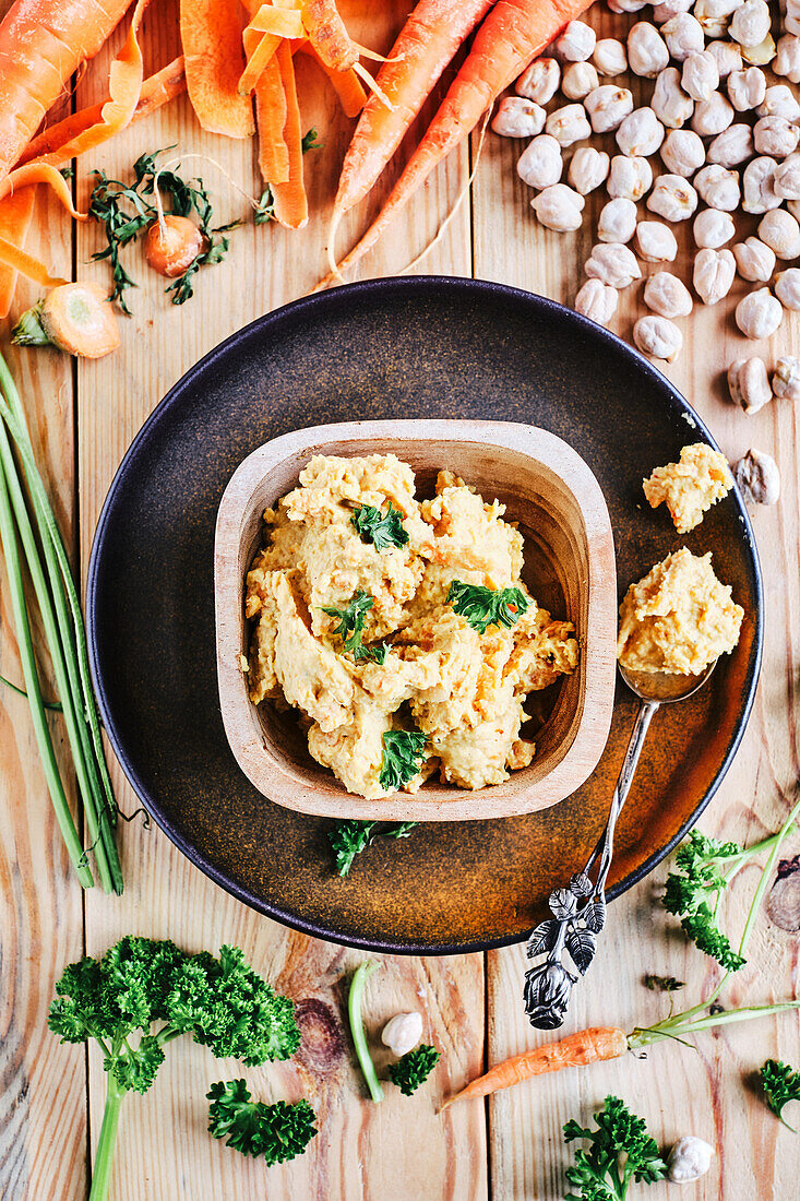 Vegan carrot hummus