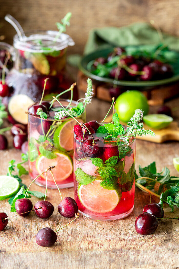 Cherry lemonade mocktail