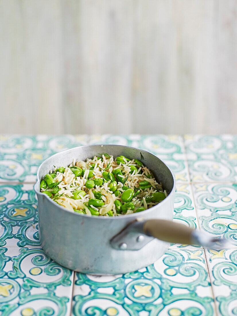 Broad bean and dill pilaf