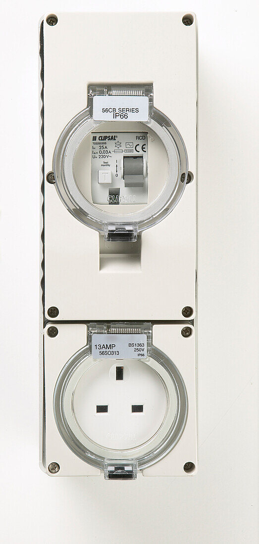Outdoor RCD socket outlet