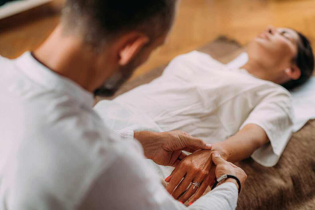 Shiatsu hand massage