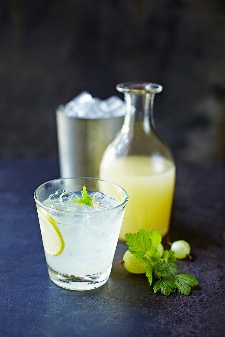 Gooseberry and mint lemonade