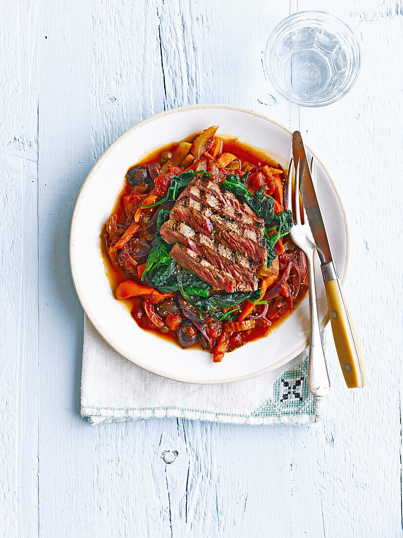 Seared Steak mit Sellerie-Paprika-Caponata