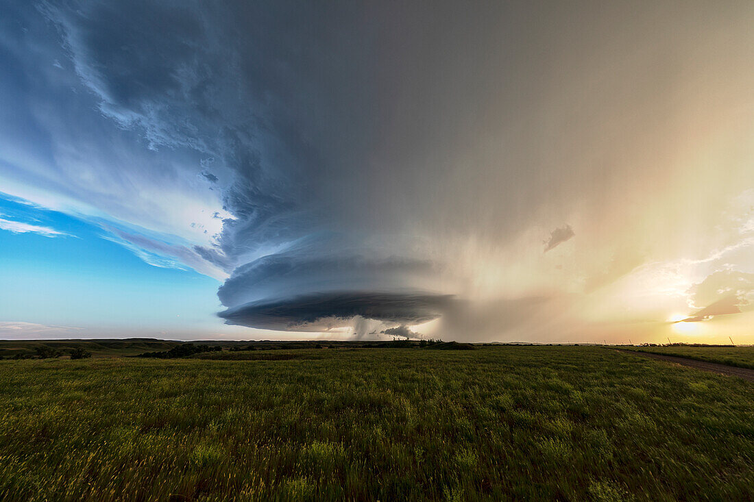 Supercell thunderstorm over the plains of South Dakota, USA