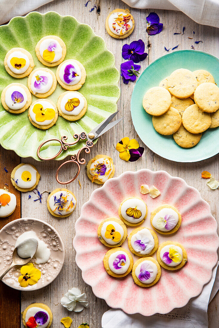 Lavender shortbread biscuits with a lemon glaze and fresh flowers