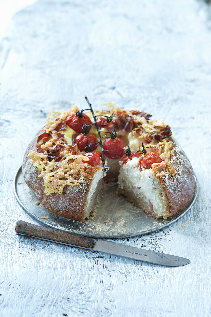 Bread with cherry tomatoes and cheese