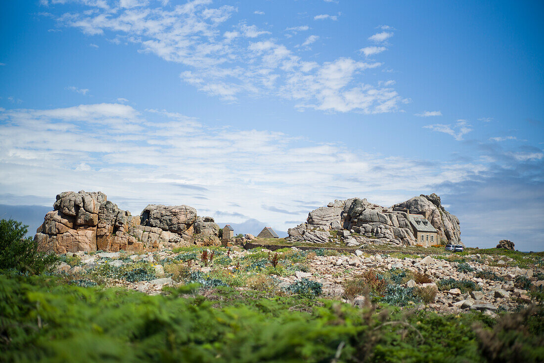 Le Gouffre de Plougrescant, house between two rocks, Plougrescant, Cotes d'Armor, Brittany, France