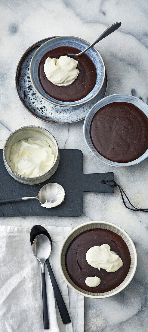 Chocolate pudding with vegan cream substitute
