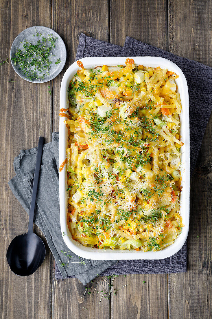 Pasta and vegetable bake