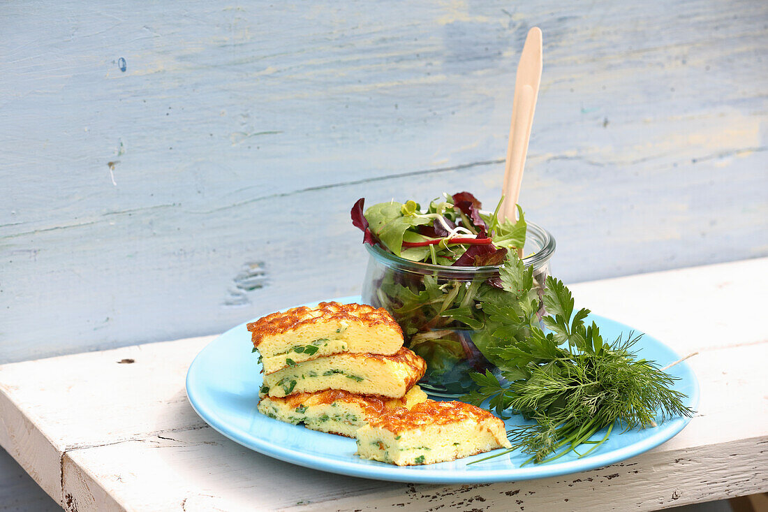 Omelette with salad (Intermittent Fasting)