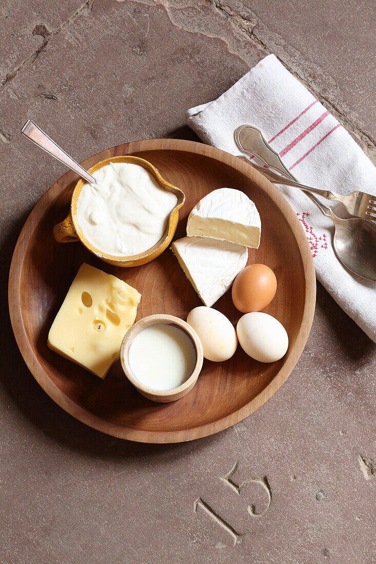 Protein-rich foods: cheese, yogurt, and eggs