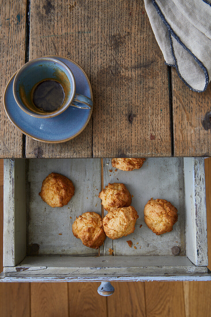 Coconut cookies