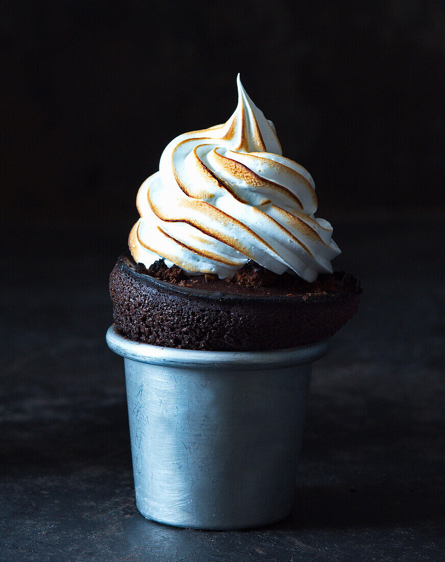 Chocolate soufflé with meringue topping