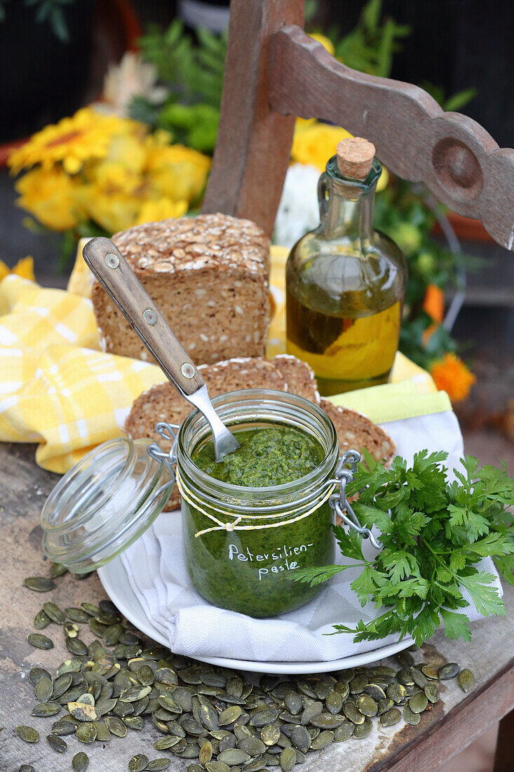 Homemade parsley pesto