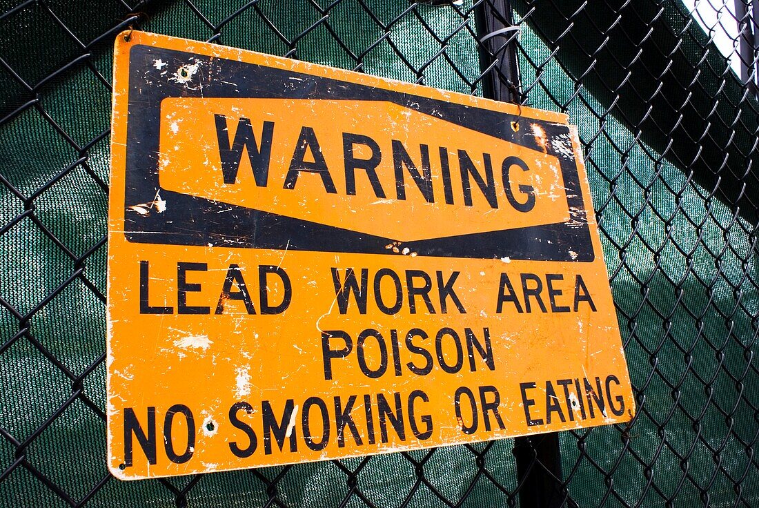 Lead poison warning sign