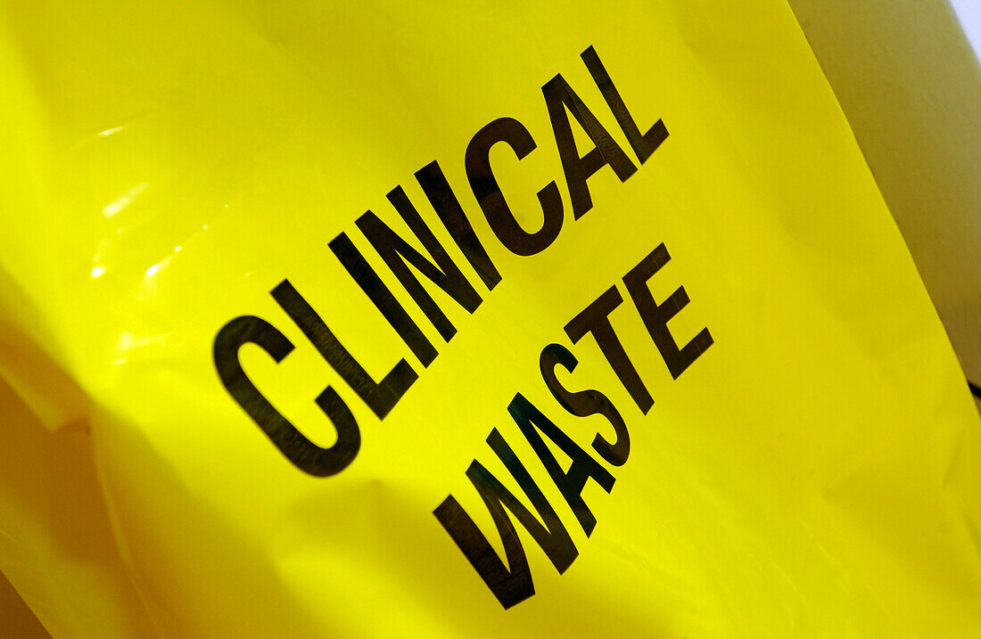 Clinical waste bag