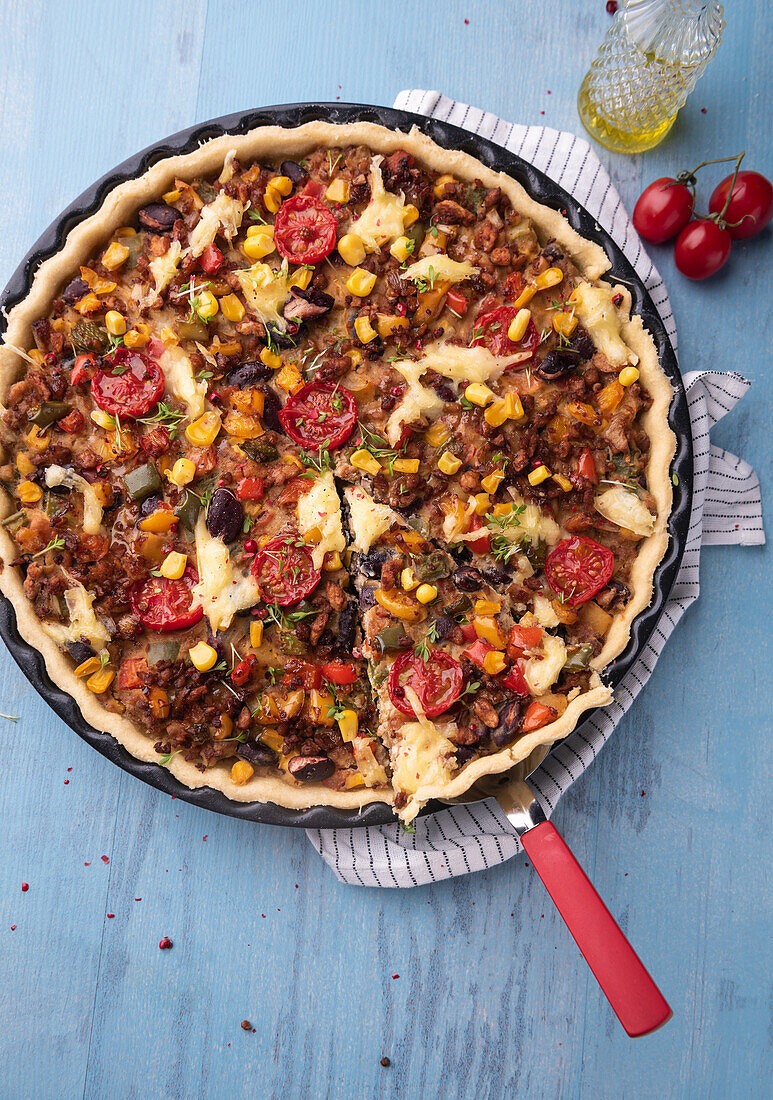 Vegan quiche 'Mexican Style' with soya mince, kidney beans and corn