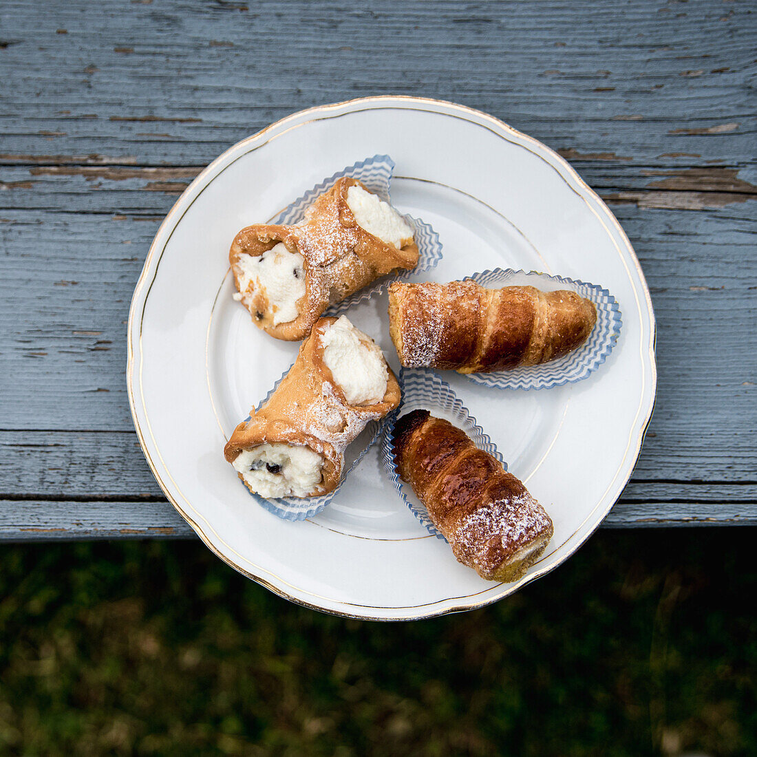 Cannoli - stuffed pastries from Sicily