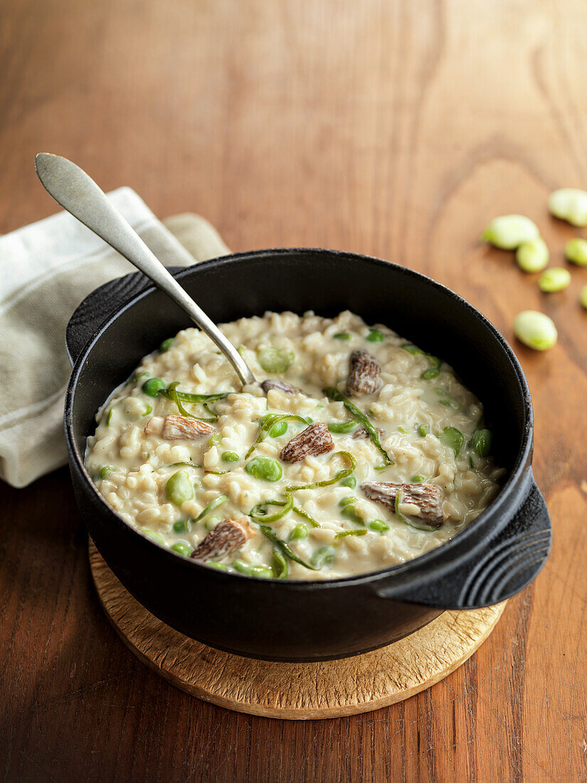 Risotto with morels and green beans