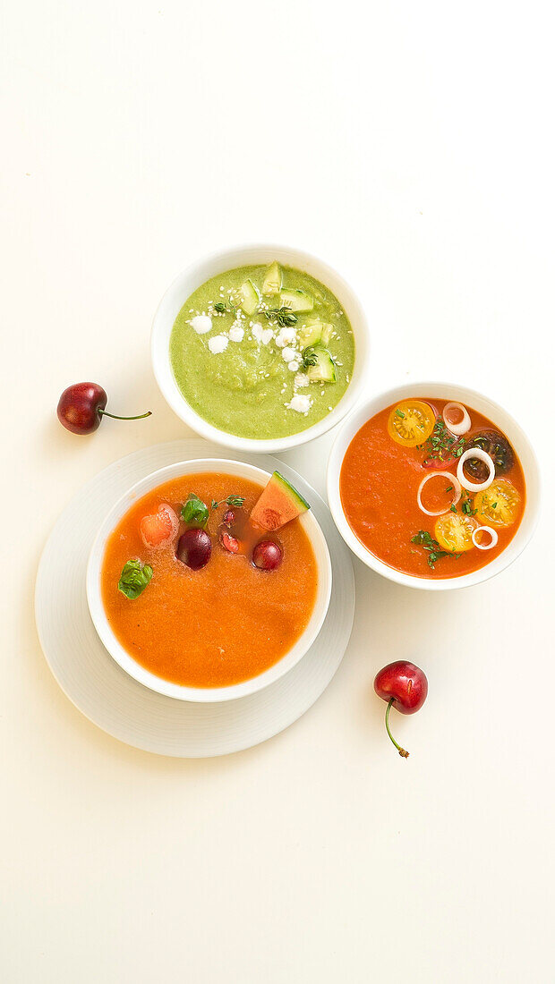 Andalusische Gazpacho, Gazpacho aus Melonen und Früchten und Avocado-Gazpacho