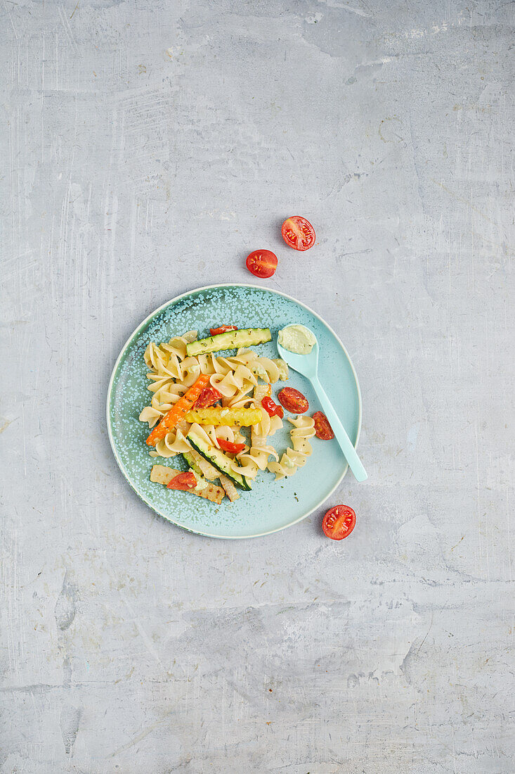 Pasta salad with oven-roasted vegetables