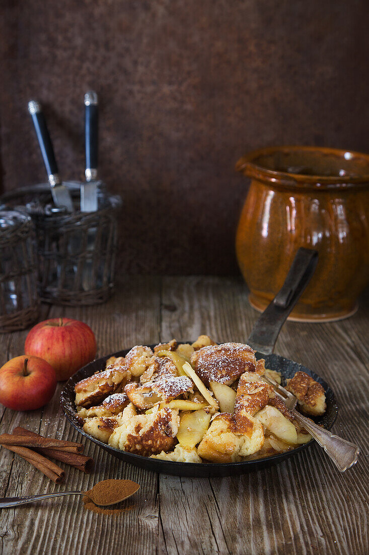 Apple and cinnamon shredded pancake