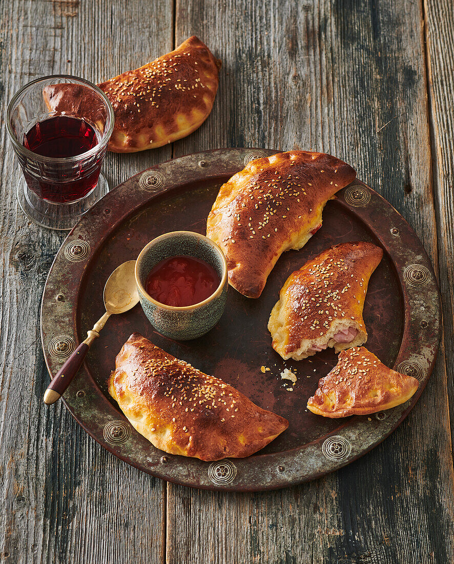 Mini calzone with ham and cheese