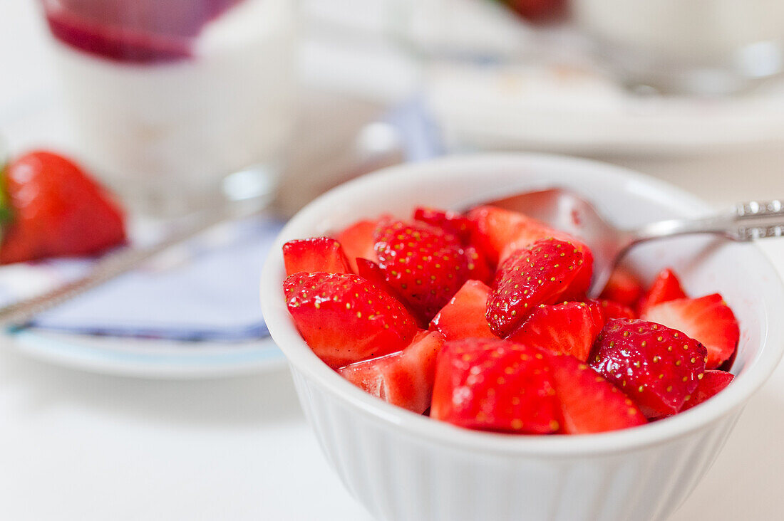 Frische Erdbeeren in einer Schale