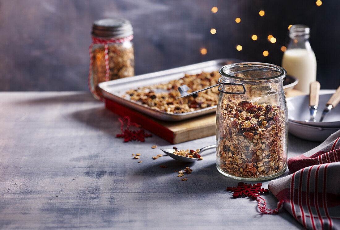 Selbstgemachtes Müsli im Glas