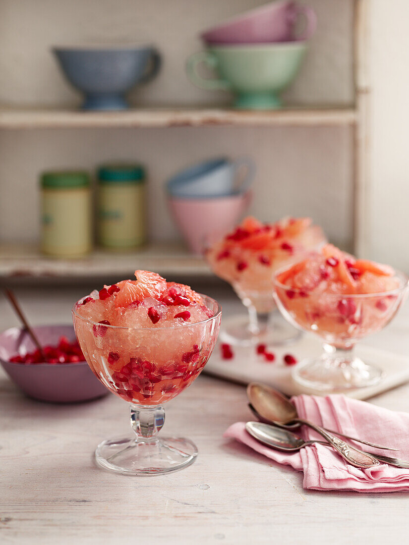 Pomegranate jelly with pink grapefruit