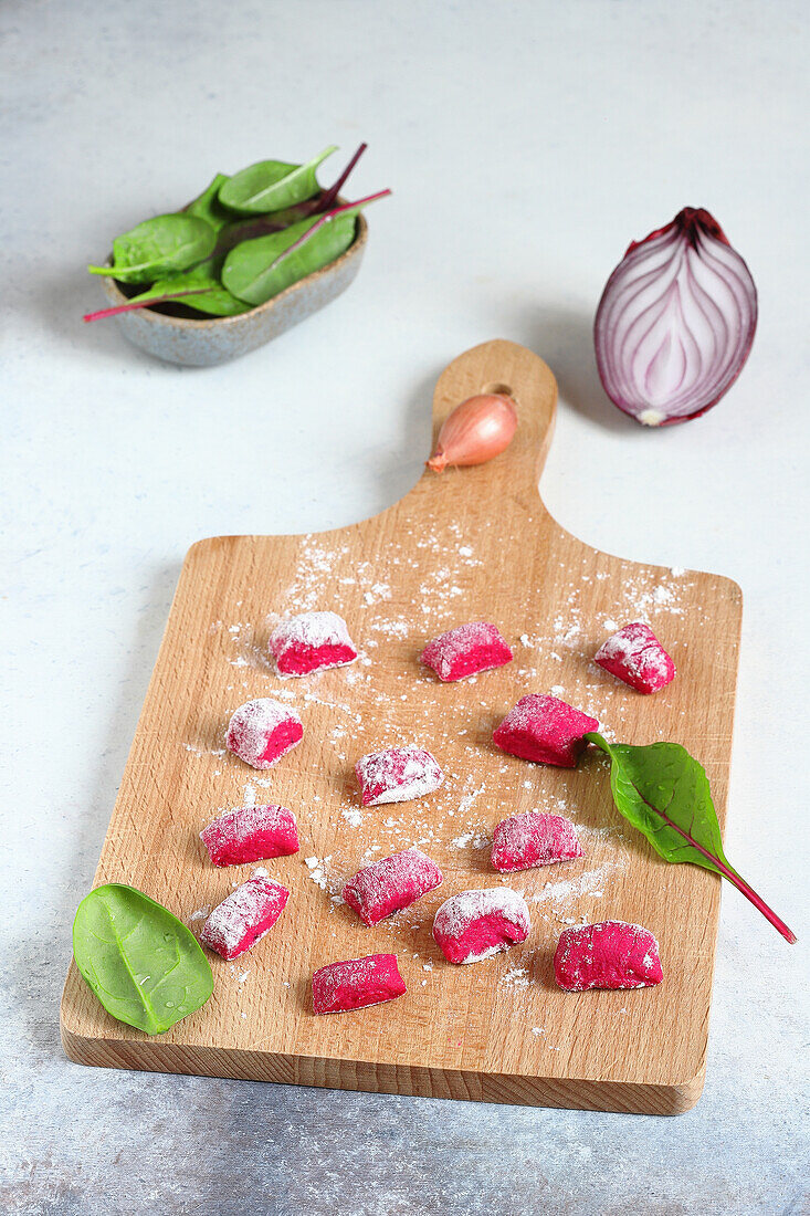 Hausgemachte Rote-Bete-Gnocchi