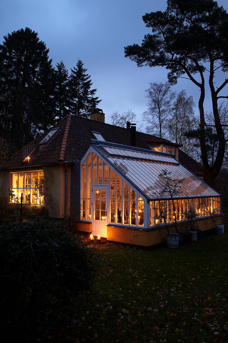 Lit garden conservatory