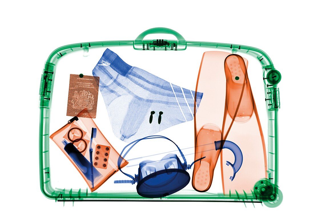Suitcase with snorkelling equipment, X-ray